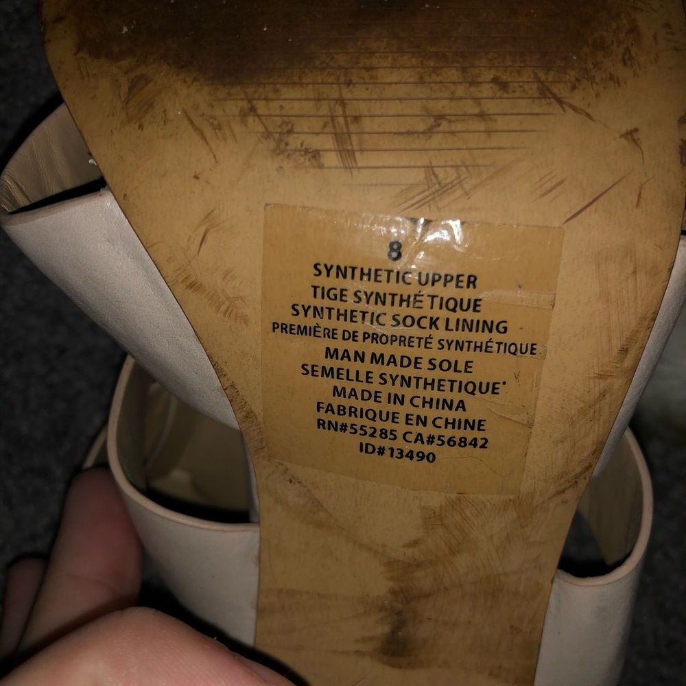 Nude sandal - Picture 2 of 2
